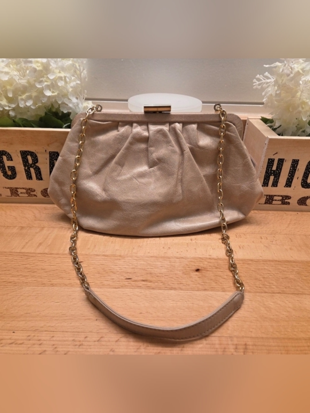 HOBO The Original Cream Leather Clutch/Shoulder Bag